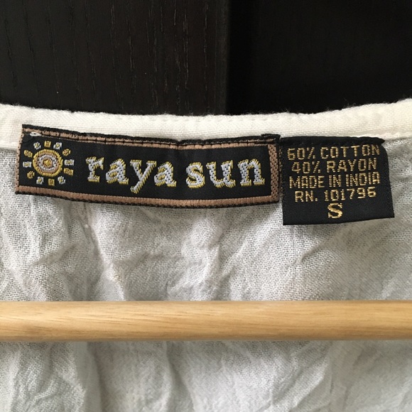 White Summer blouse/ tunic - Picture 2 of 5